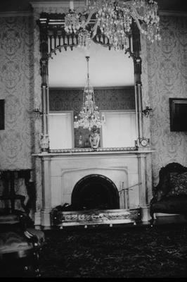 Loudon House - Note on slide: Drawing room mirror