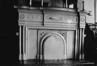 Ezekiel Field House - Note on slide: Drawing room mantel