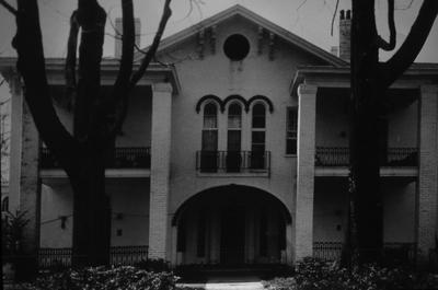 John Pope House - Note on slide: Grosvenor Avenue. 1788 photo