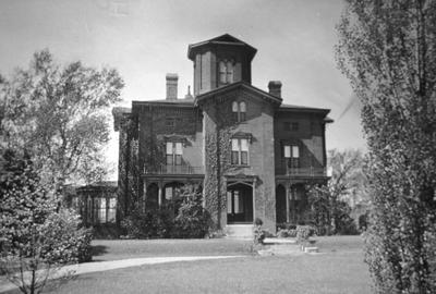 Lyndhurst - Note on slide: 1891-1946