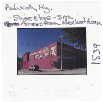 Paducah, Kentucky Shoe store - sign across from Market House