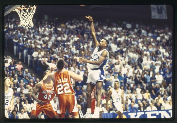 Reggie Hanson shooting, UK vs. Auburn