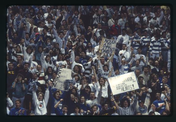 UK fans in Rupp Arena