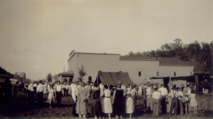 Crowd at a tent