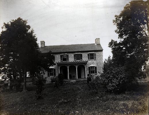 Samuel M. Wilson in front of Traveller's Rest