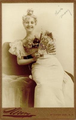 Olive May,                          Olive May, born Chicago (married Henry Guy Carleton), First appearance with John Drew in 'Butterflies'.; Photographer: Sarony; New York