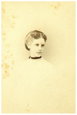 Unidentified woman (same subject as #80)