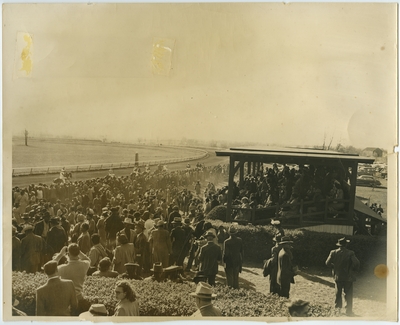 Group of unidentified African American graduates ; written on back 