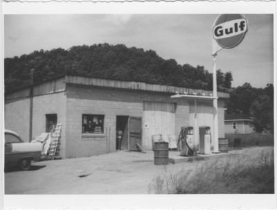 Series SF-95-SF6: Clay Co., gas station/garage