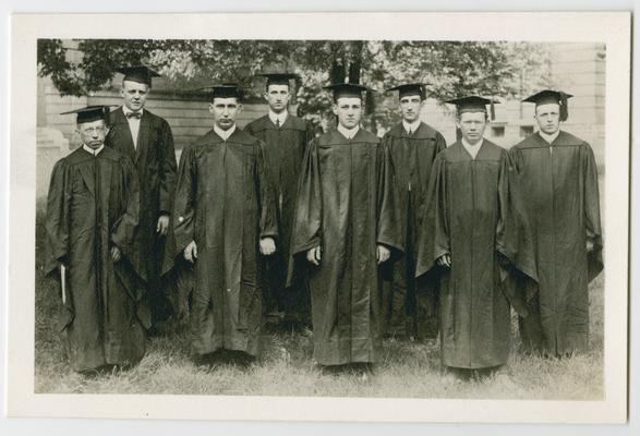 Vinson, third from right, with 1911 graduating class of Centre College's law school