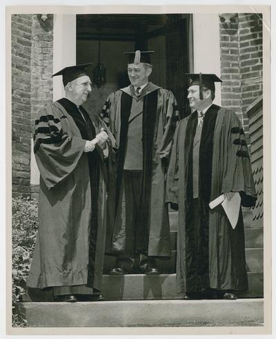 Chief Justice Vinson receives honorary degree at Washington and Lee University