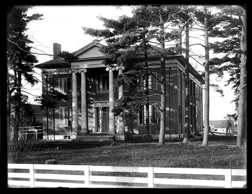 Bryan homestead near Lexington