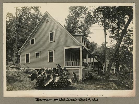 Title handwritten on photograph mounting: Residence on Oak Street