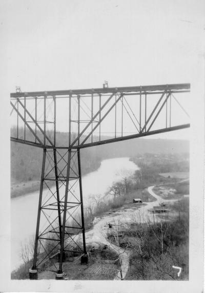 Highway and railroad bridge over Kentucky River at Tyrone, Ky., 1940