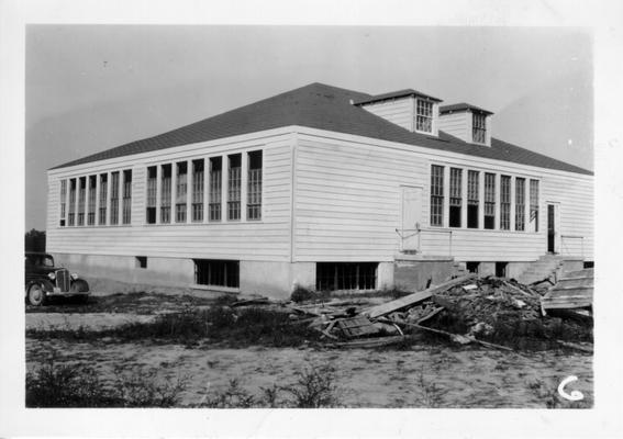 Custer School in Hardinsburg