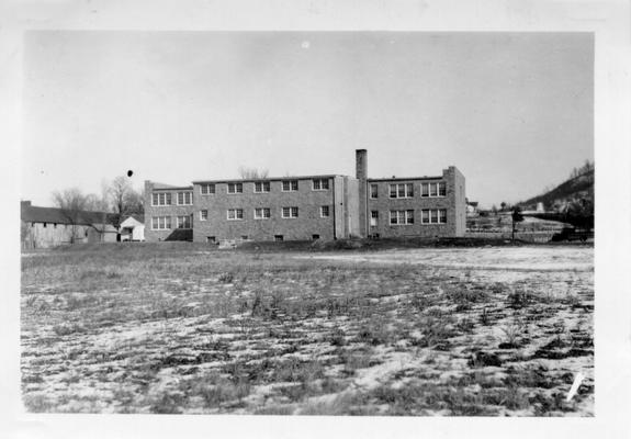 Bradfordsville School (side view)