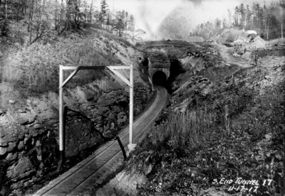 Tunnel 17, south end