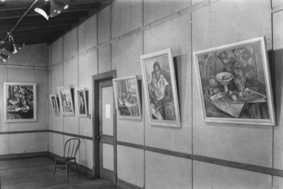 Display of portraits and still life
