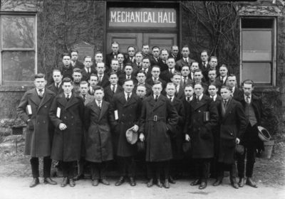 Group photograph, students, Mechanical Hall (the original Anderson Hall), includes Rothwell Woodward, Frank Baugh