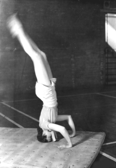 Women's physical education class