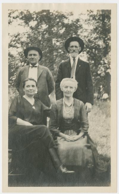 Mr. W. H. Pool, Mr. H. Peal, Mrs. W. H. Pool, Mrs. H. Pool, Oak Grove