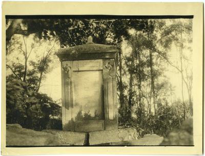 Headstone of Governor Isaac Shelby at Traveler's Rest