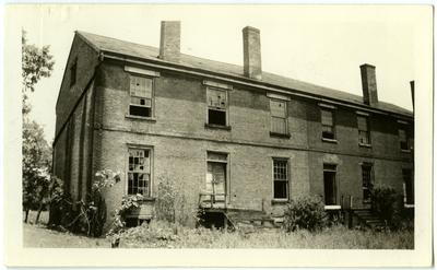 Building at Traveler's Rest