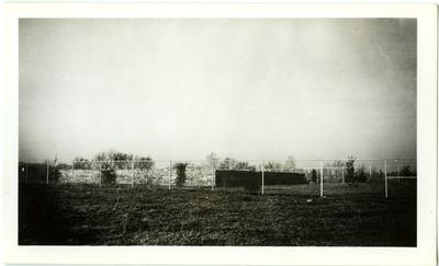 Fence at Traveler's Rest burial site