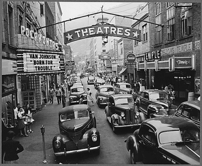 Saturday afternoon street scene. Welch, McDowell County, W. Va. 8/24/46