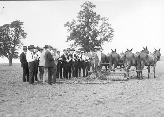 Farm Management class studying a farmer's methods