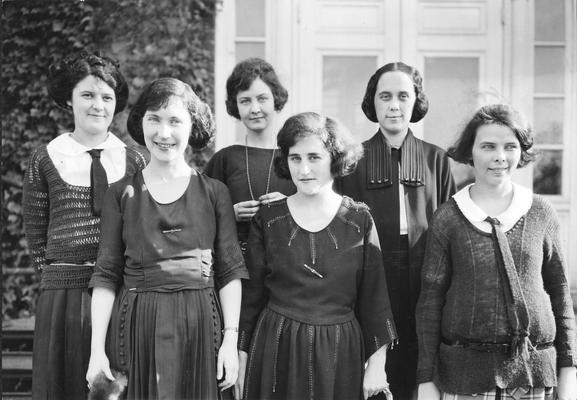 Popularity contest, women, 1922 - 1923