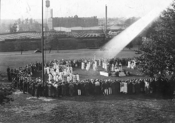 May Day, may pole dance,1924