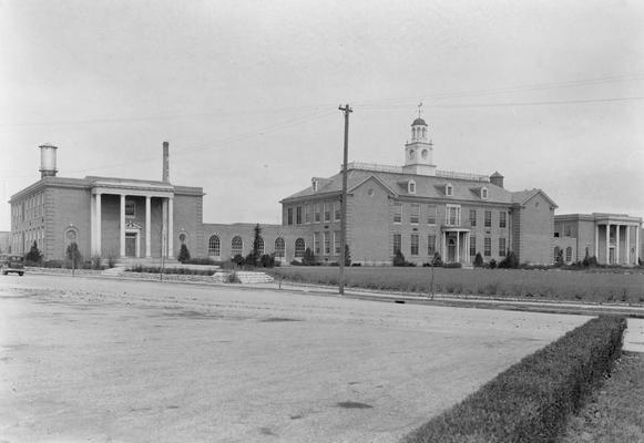 Education Buildings / Taylor Hall