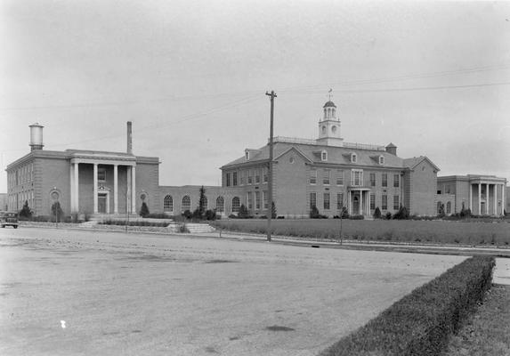 Education Buildings / Taylor Hall