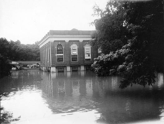 Alumni Gymnasium, Lexington Flood, South Limestone campus entrance covered, June 28, 1928