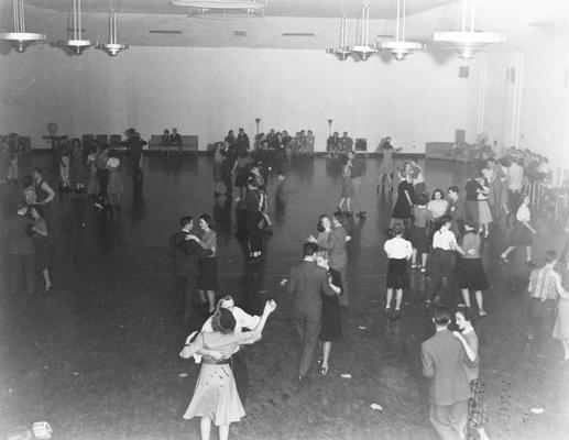 Students, Student Union / Center Dance