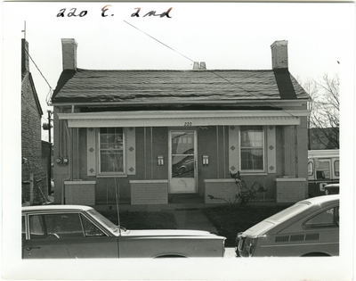 220 East 2nd [Second] street. Antebellum house built before 1855