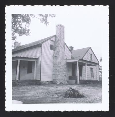 General Charles Scott House, Soard Ferry Road, Woodford County, Kentucky. Owned by Mrs. Duncan Hamilton, Billy Baker is her son-in-law