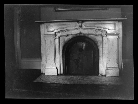 Interior of Elley Villa Aylesford mantle in dining room, Lexington, Kentucky in Fayette County