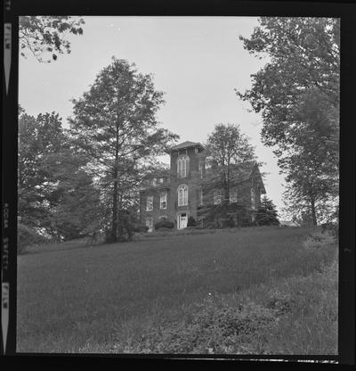 House on Versailles-Frankfort Pike, Woodford County, Kentucky