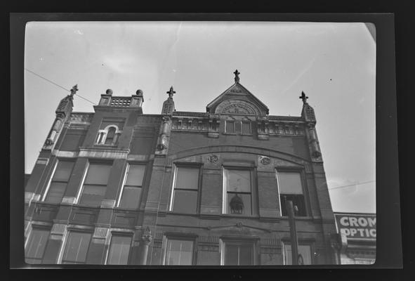 Berkley-Guthrie and Watson building. North Upper Street opposite Courthouse. Lexington, Kentucky