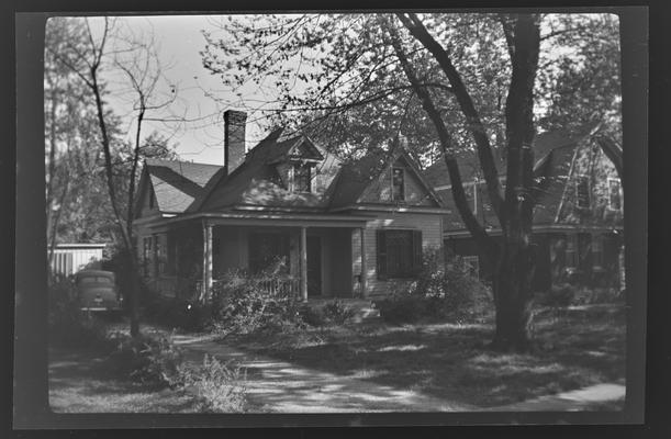 Linden Walk, Lexington, Kentucky