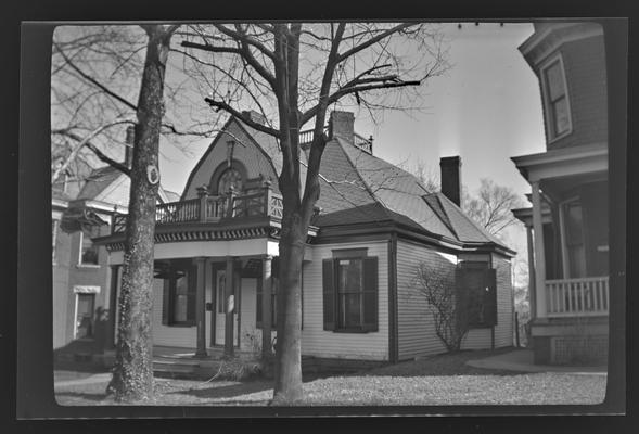 Woodland Avenue between Central Avenue and East High Street. Lexington, Kentucky