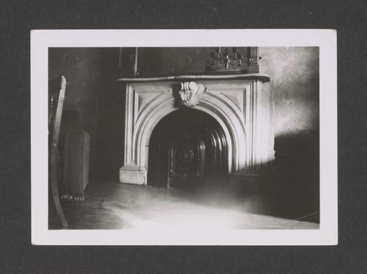 Bech house, parlor mantle