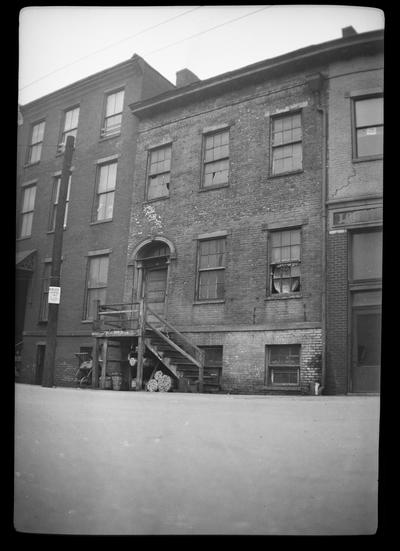 West Walnut Street near 1st Street, Louisville, Kentucky in Jefferson County