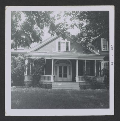 [Shipp] House, between Old Frankfort and Midway Pikes, Woodford County, Kentucky