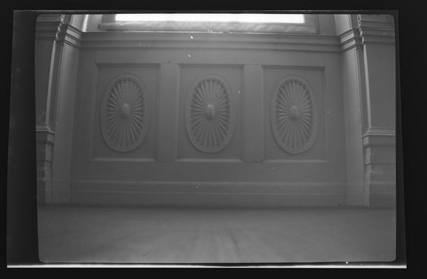 Detail of window in dining room at Calumet, Samuel Wallace House, Old Frankfort Pike, Midway, Kentucky in Woodford County