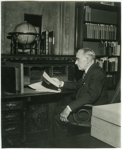 Chauncey Hawley Griffith in King Library, University of Kentucky