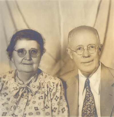 Portrait of Dr. and Mrs. Waller O. Bullock in 1948. 3X3 Sliver Print