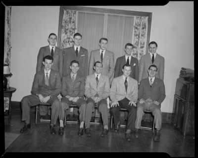 Phi Delta Theta; interior; group portrait